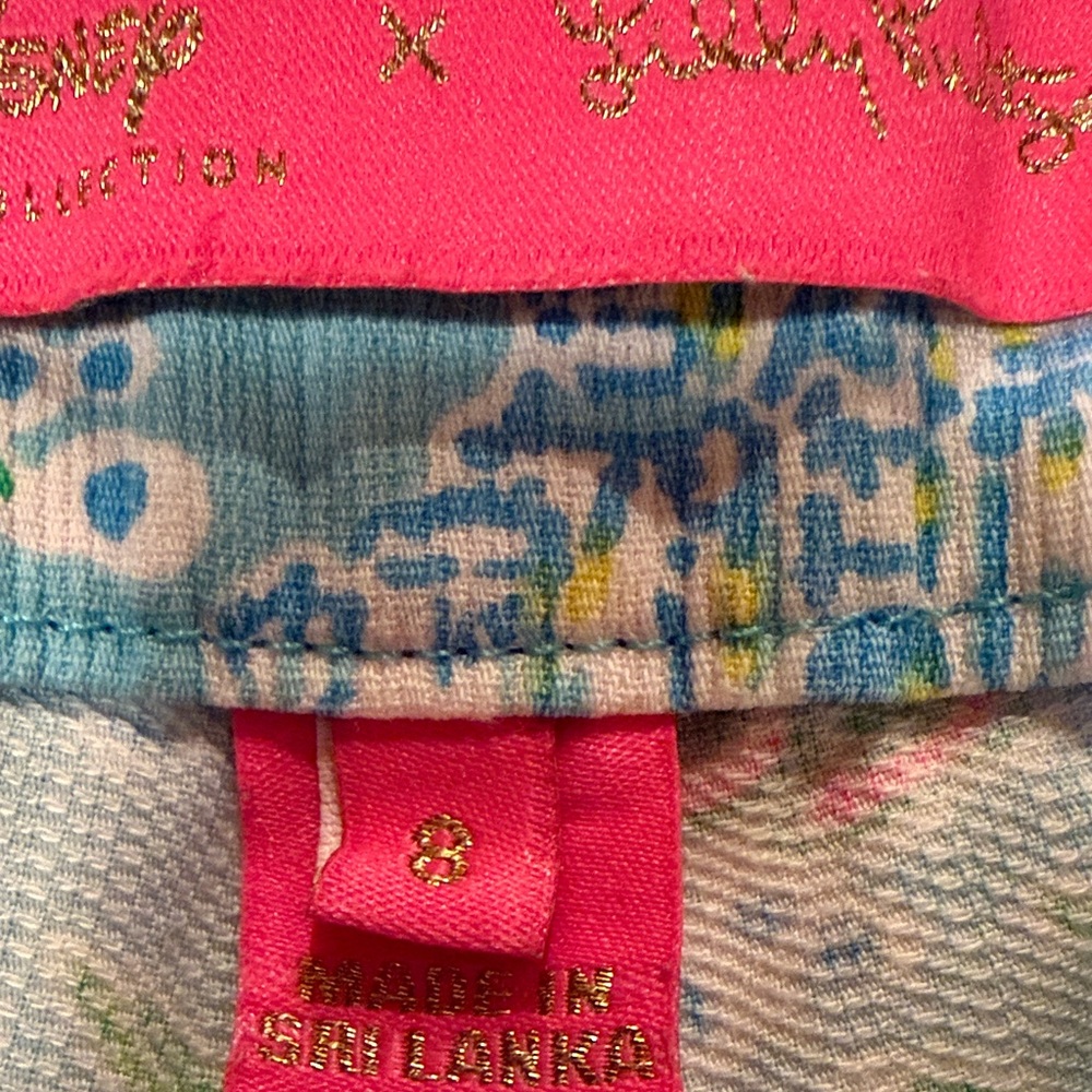 Lilly Pulitzer X Disney Floral Scallop Hem Women's Shorts - Pink & Green on Blue - Picture 4 of 5